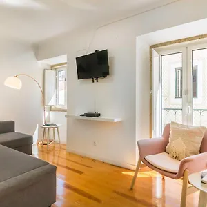 https://amazing-castle-views-in-historic-center.hotels-lisbon-portugal.com